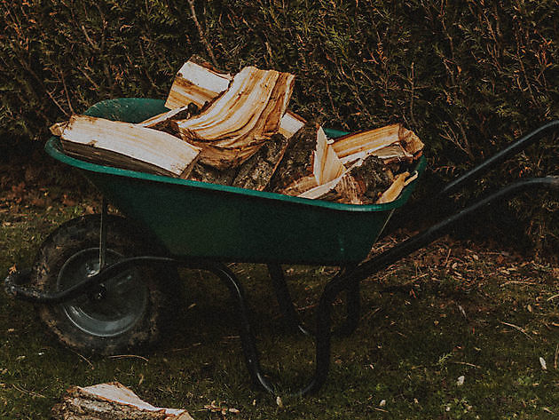 Kruiwagen groen Kamperman Bouw en Ondersteuning B.V.